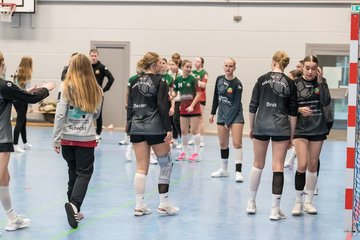 Bild 327 - wAJ SG Kremperheide/Muensterdorf - TuRa Meldorf : Ergebnis: 35:31